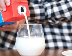 ۵ باور اشتباه درباره شیر گاو