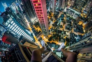 تصاویر دلهره‌آور از آسمان‌خراش‌‌های هنگ کنگ